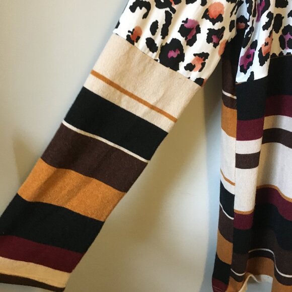 Colourblock Animal Print Soft Knit Rayon Sweater - Picture 5 of 16